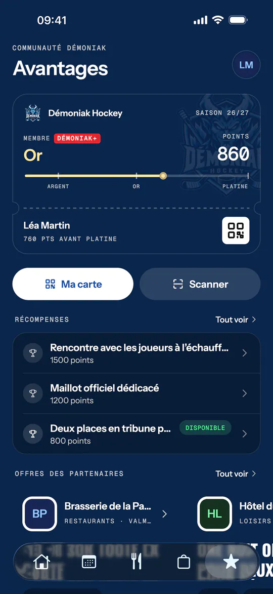 Écran de l'app (Démoniak Hockey) : Avantages. Carte de membre, accès « Ma carte » et « Scanner », récompenses disponibles et offres des partenaires.