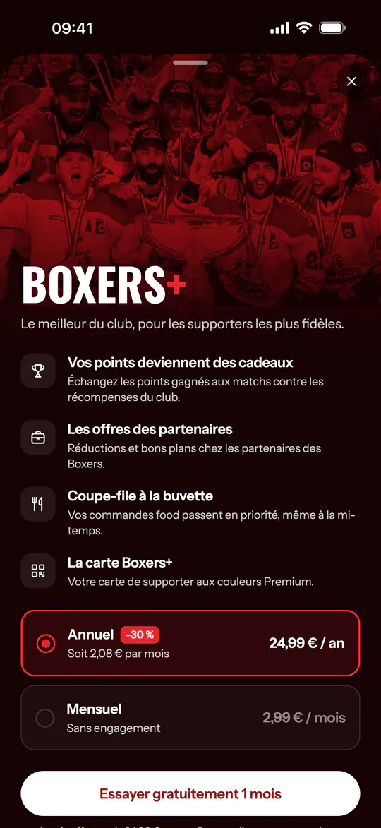 Écran de l'app (Boxers de Bordeaux) : Club+ : abonnement. Feuille Boxers+ : avantages (récompenses, offres partenaires, coupe-file buvette, carte Premium), offre annuelle ou mensuelle, essai gratuit.